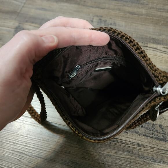 The Sak brown crocheted small cross body bag purse D - Picture 6 of 9